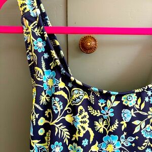 NWT Girls Lands End Floral Print Bathing Suit